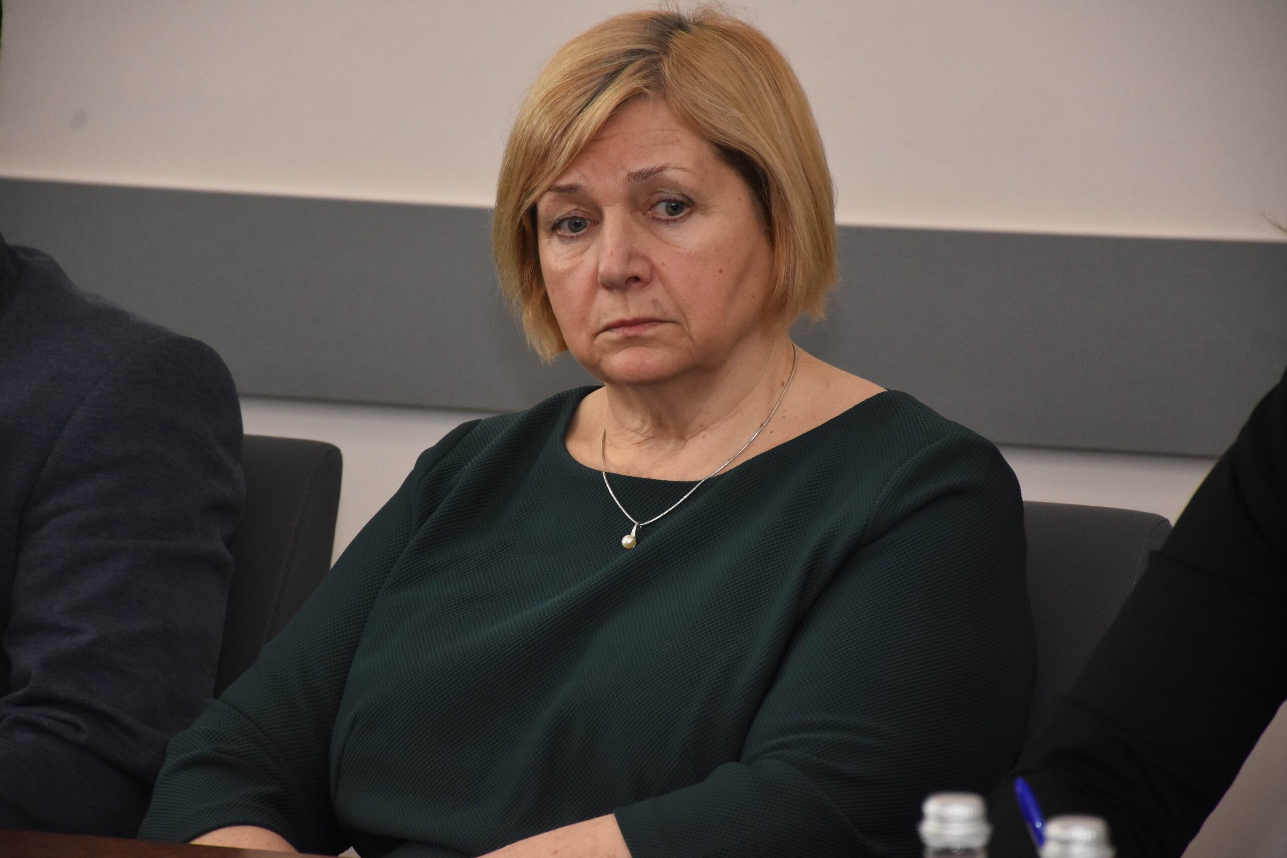 Sa­vi­val­dy­bės kont­ro­lie­rei teko viešai atsiprašyti