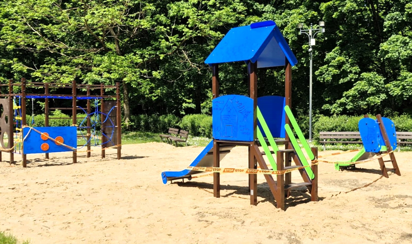 Parke – nauja žaidimų aikštelė