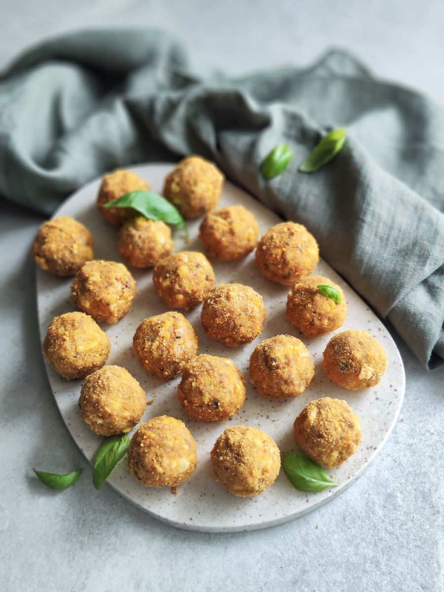 Rutuliukai su rūkytais šprotais