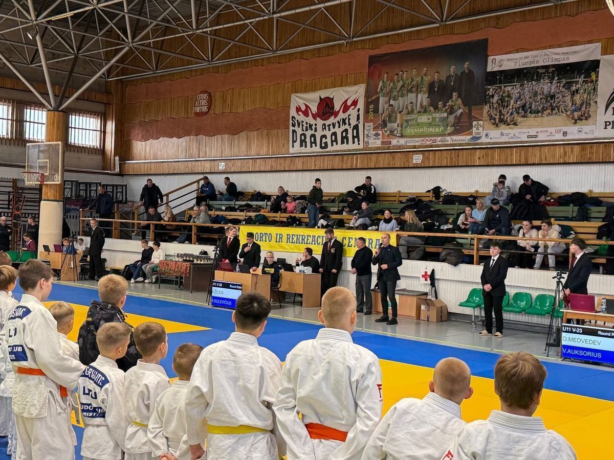 Dziudo čempionate varžėsi jaunieji sportininkai