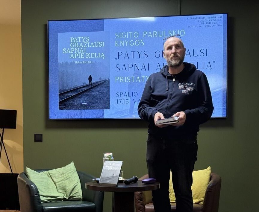 Plungės viešojoje bibliotekoje – susitikimas su rašytoju Sigitu Parulskiu