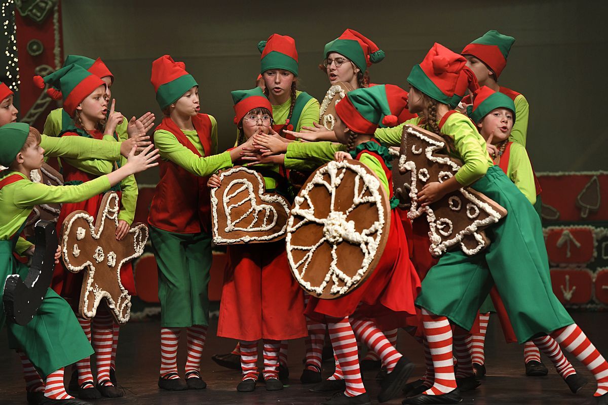 Plungės kultūros centre pakvipo Kalėdomis!