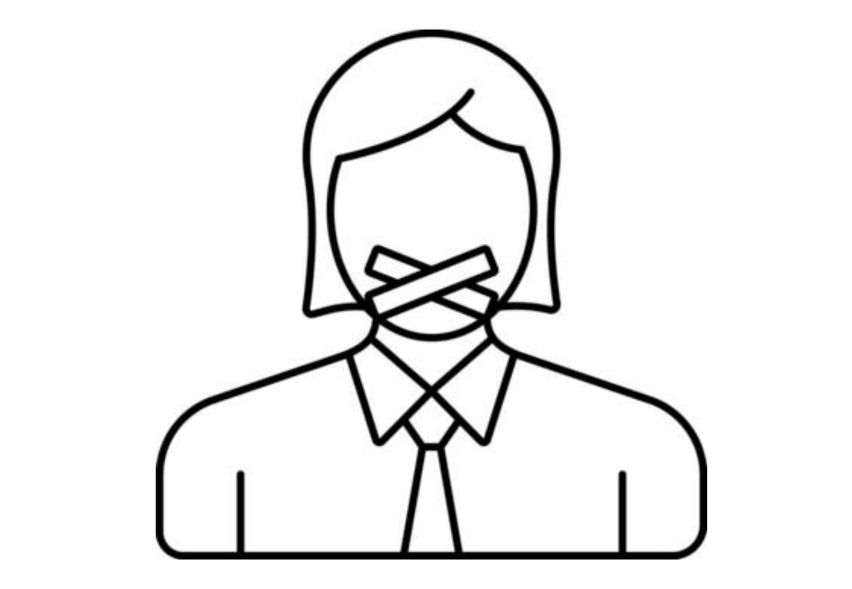 Tyliosios savicenzūros grėsmė