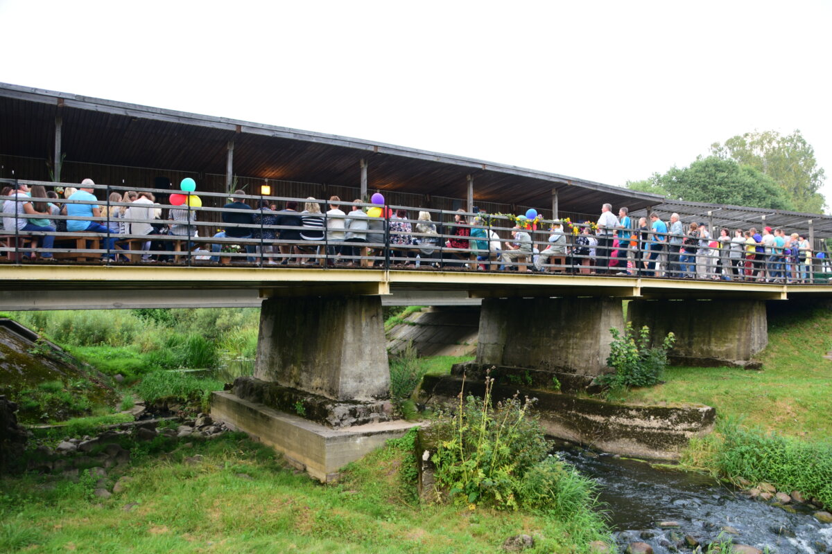 Remontuos Žadvainų tiltą ir Lopaičių piliakalnio prieigas