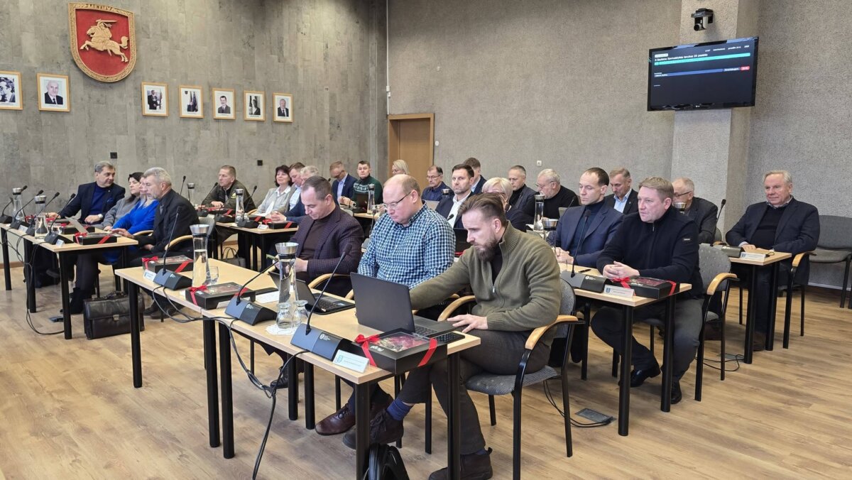 Augant savižudybių mastams apsiribojama tik diskusijomis