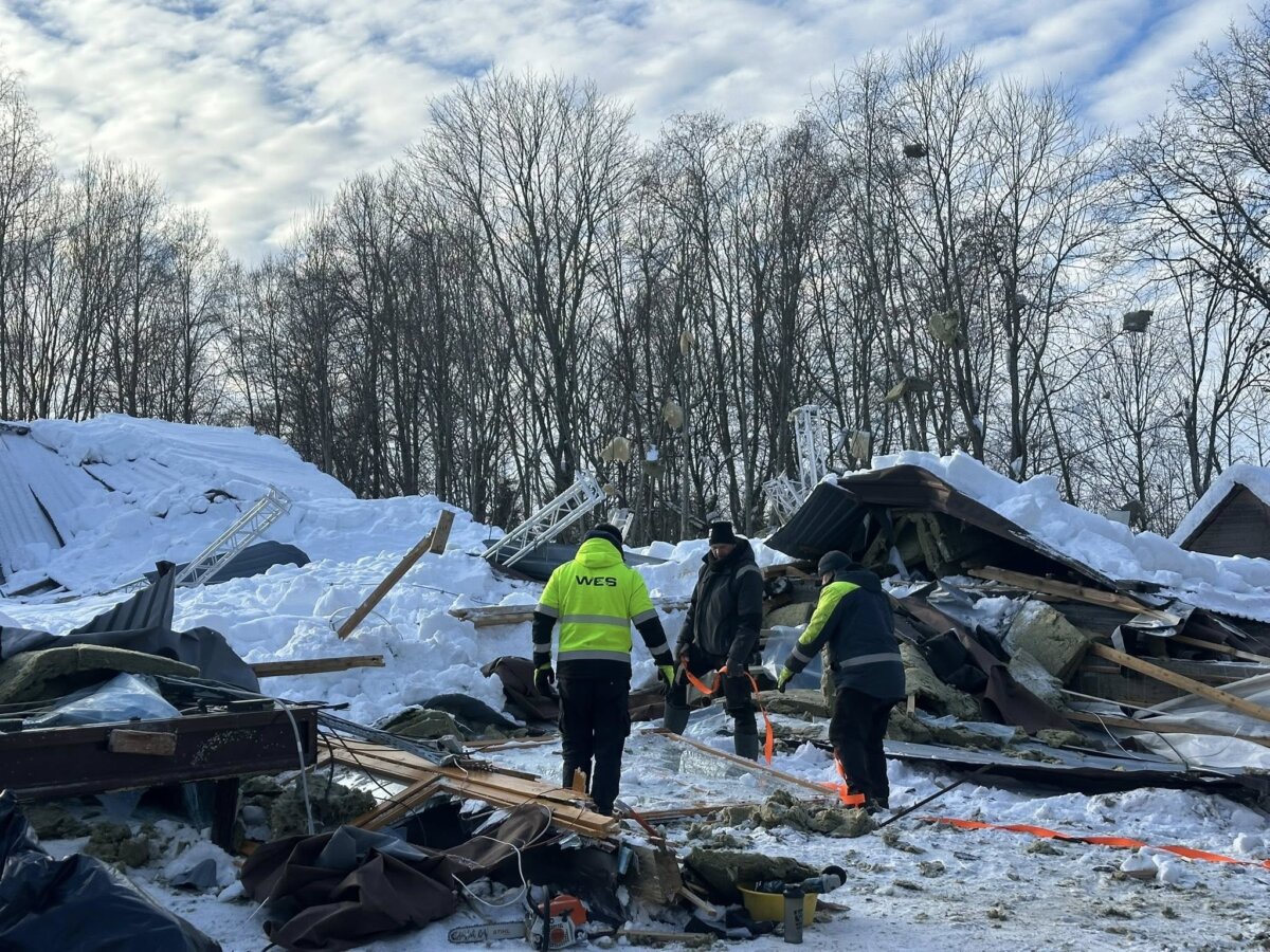 Parapiją nusiaubė ir ugnis, ir sniegas