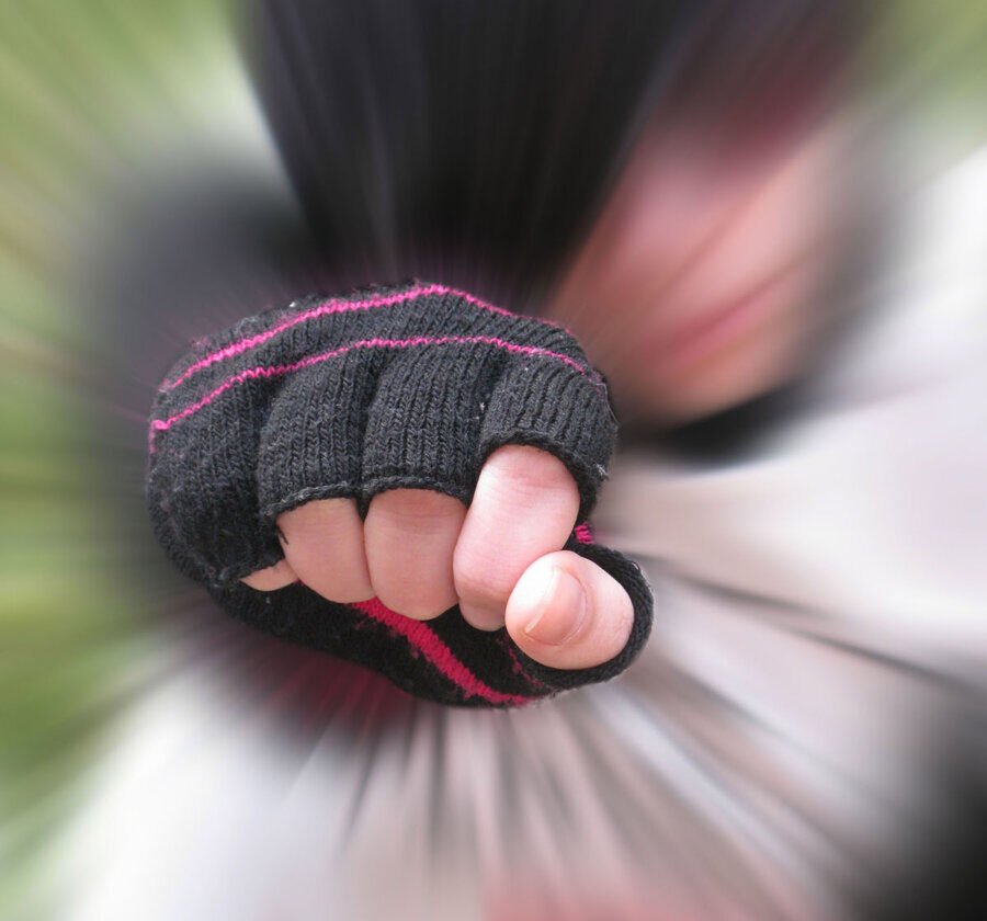 Ap­tal­žė ir bro­lį, ir jo su­gy­ven­ti­nę