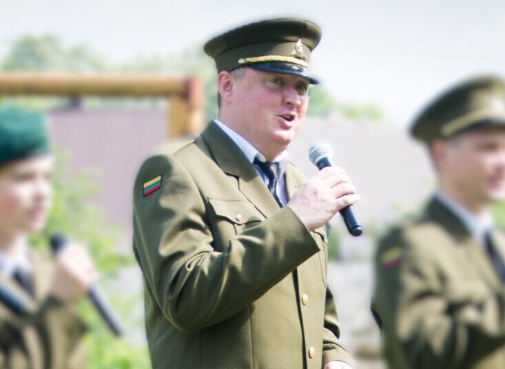 Prie vai­ro – gir­tas mo­ky­to­jas