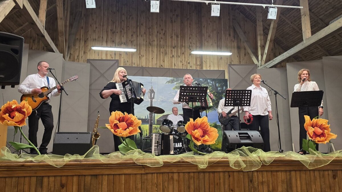 Platelių kapelai „Apėntaas“– 10 metų