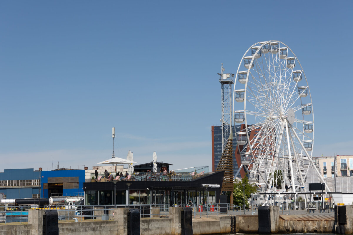 Pasirašytos Taikos prospekto atnaujinimo sutartys