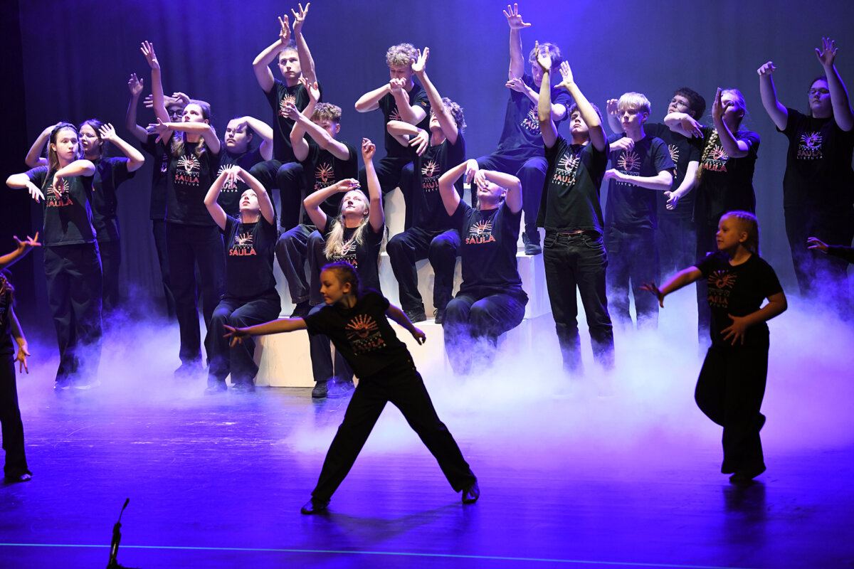 Plungėje prasidėjo teatrų šventė!